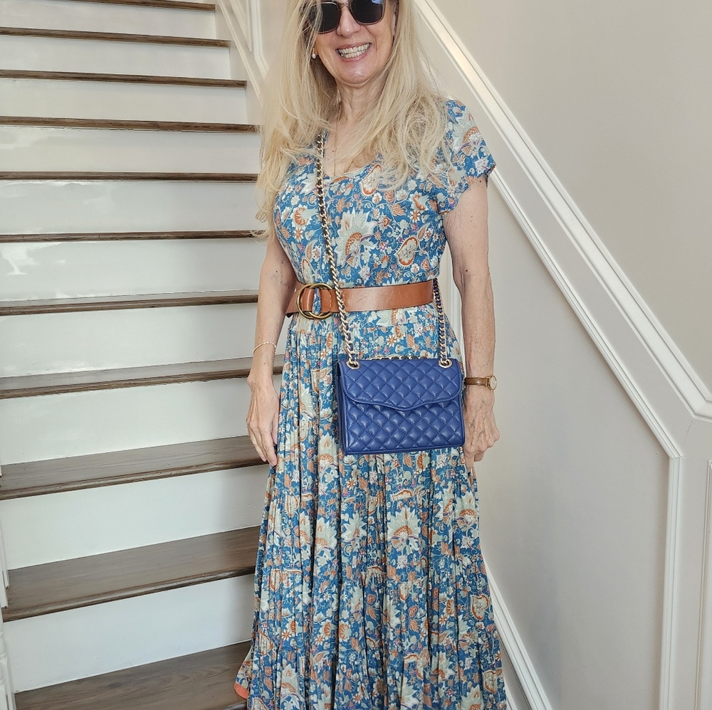 Rebecca Minkoff Ex Cond Light Navy Leather Quilted Crossbody Bag, $75 - Picture 4 of 15